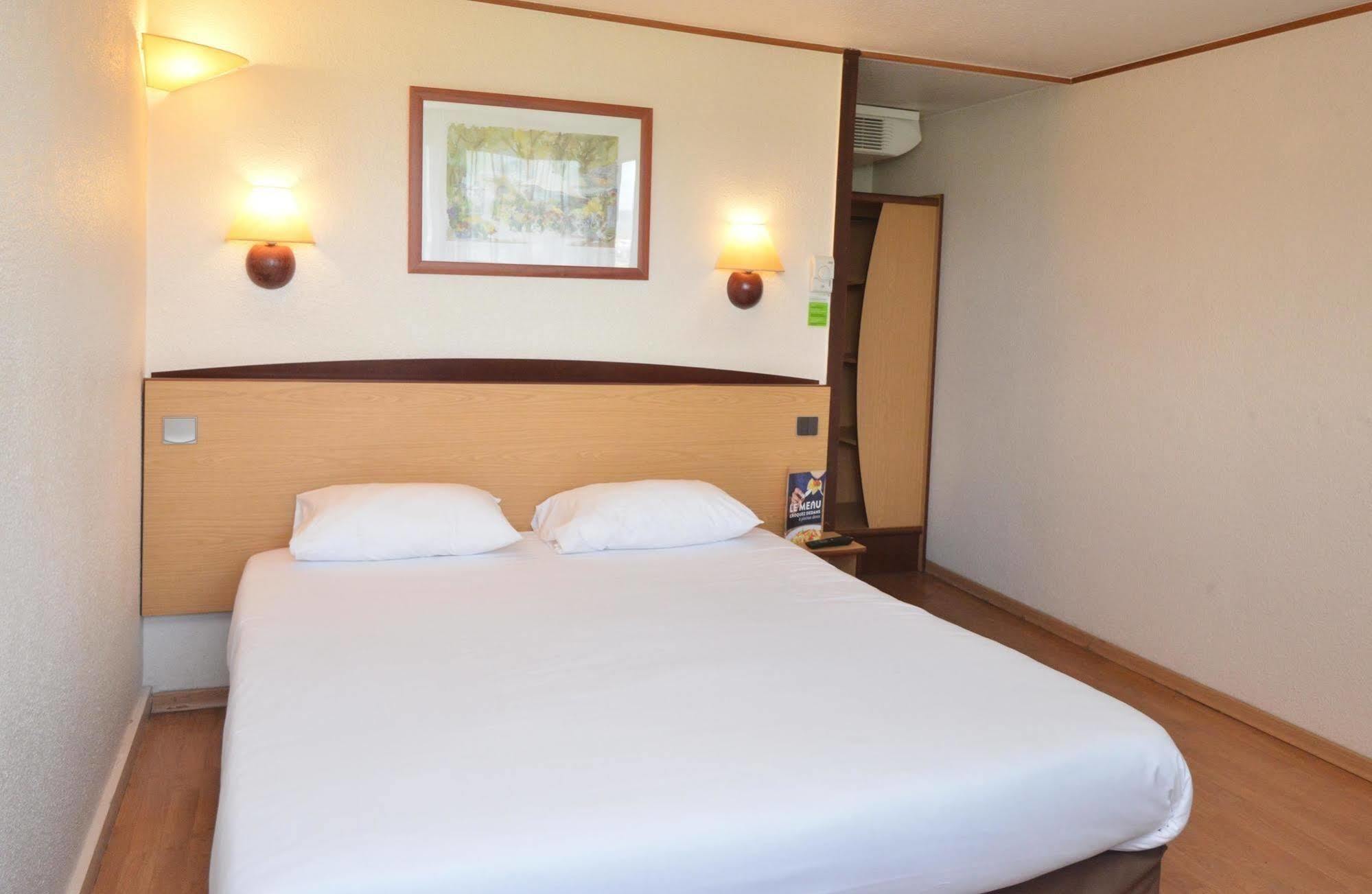 Campanile Brive-La-Gaillarde Ouest Hotel Exterior photo